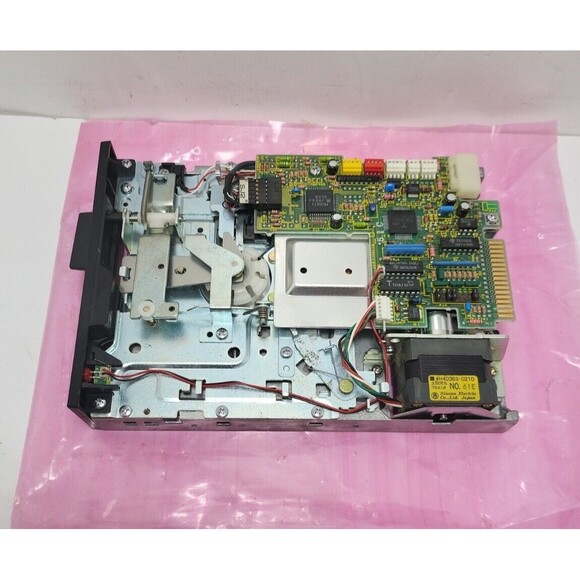 Toshiba 49T107564-6 Floppy Disk Drive - Picture 9 of 12